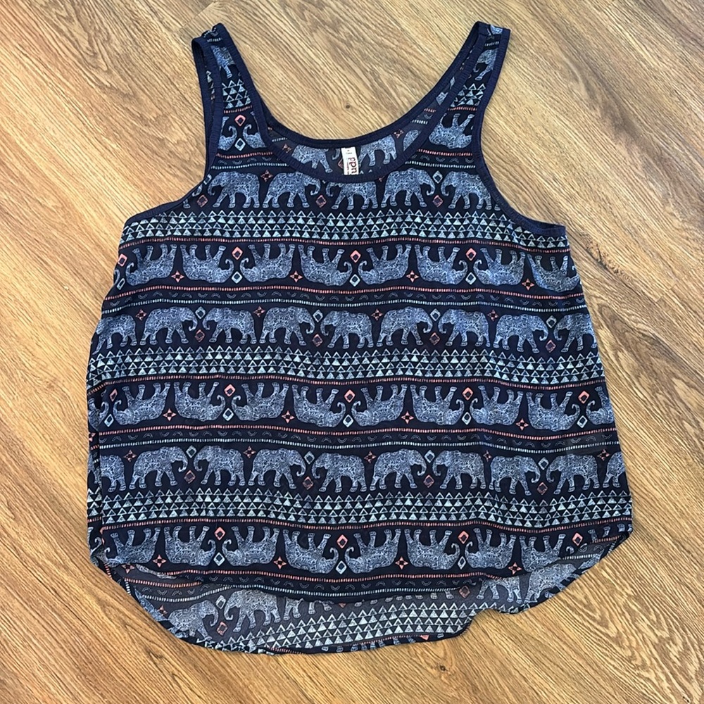 🟡 Mudd elephant print shear tank top size L